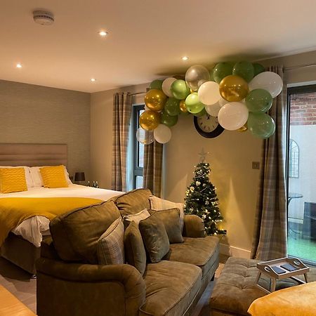 York Staycation With Free Parking Eksteriør bilde